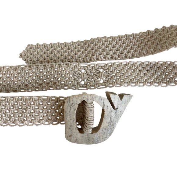 Vintage Handcrafted Macrame Adjustable Belt with Carved Buckle Whale Theme Sz M - Picture 2 of 9